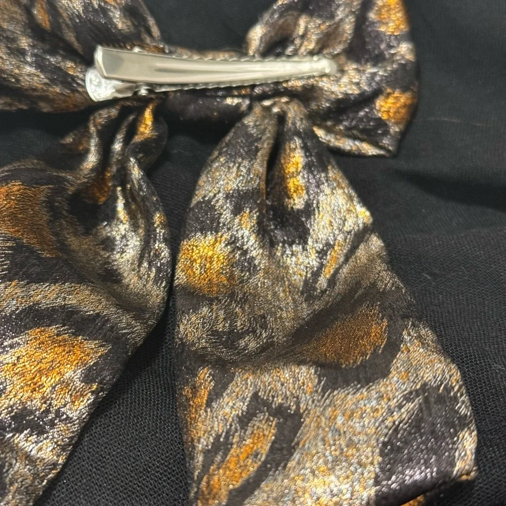 ​Leopard Print Oversized Hair Bow Clip | Coquette Mob Wife Aesthetic